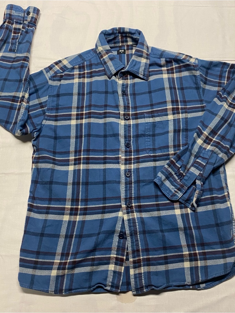 Uniqlo Blue Plaid Long-Sleeve Button-Down Shirt